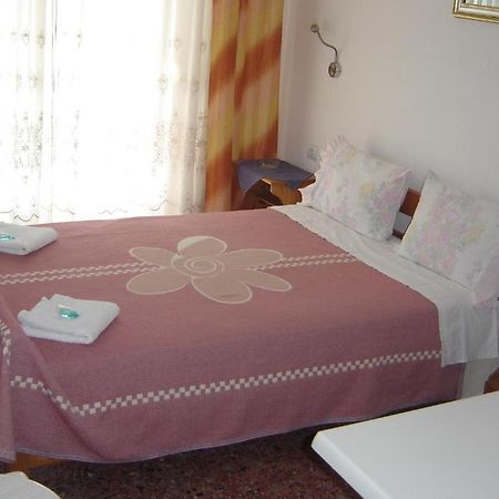 Hotel Angela Аспровальта Экстерьер фото